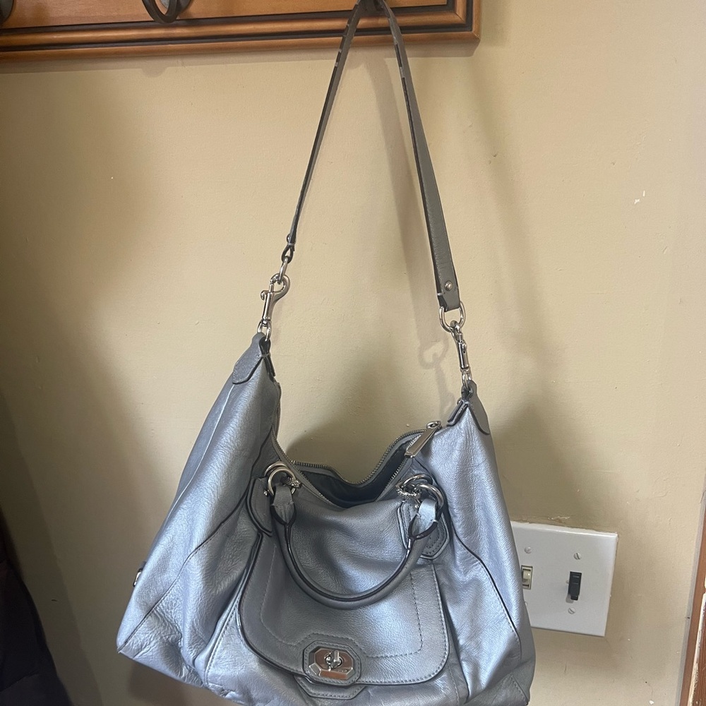 Coach pre-owned hobo bag some wear on straps